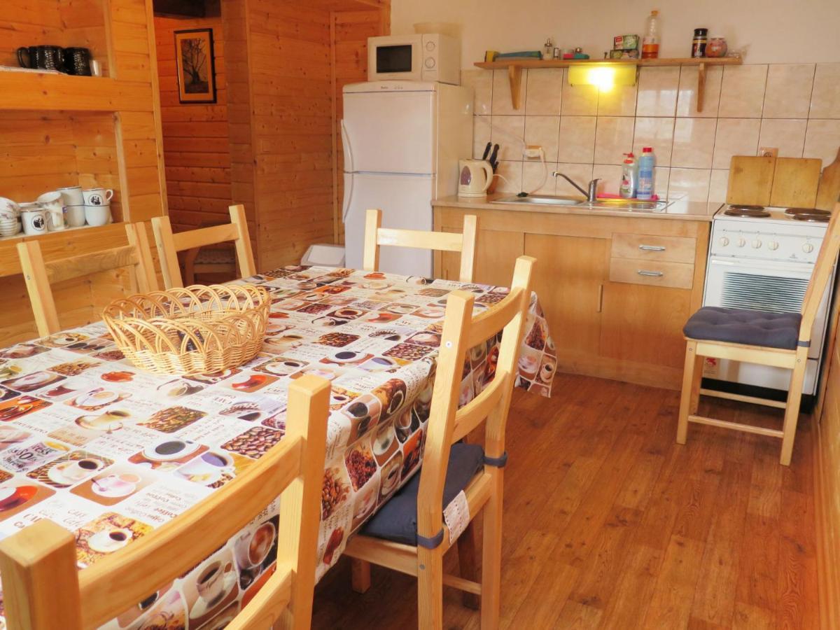 I By Interhome Holiday home Lenora
